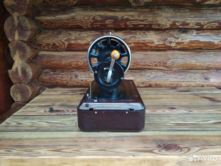 Швейная машина Подольск ручная бу