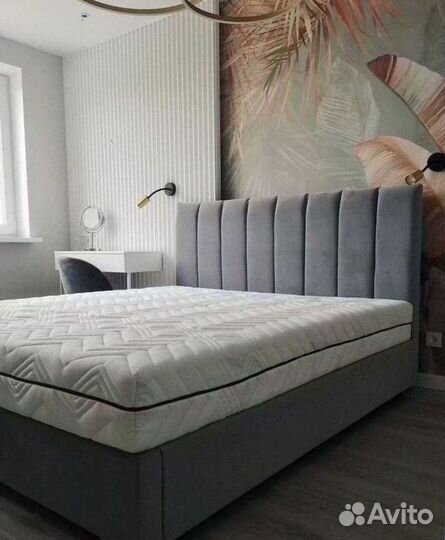 Кровать с изголовьем