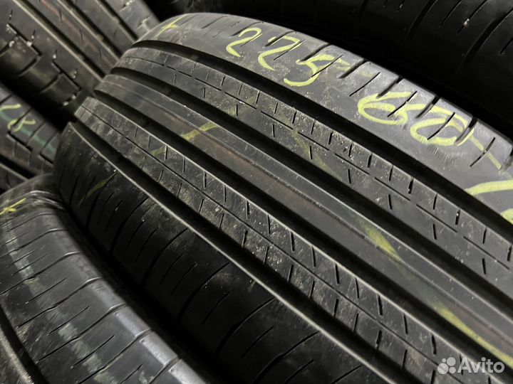 Dunlop Grandtrek PT30 225/60 R18