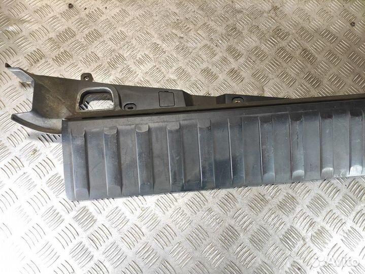 Обшивка крышки багажника Bmw X5 e53 2000-2007