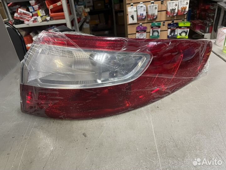 Фонарь задний правый Renault Fluence с 2010