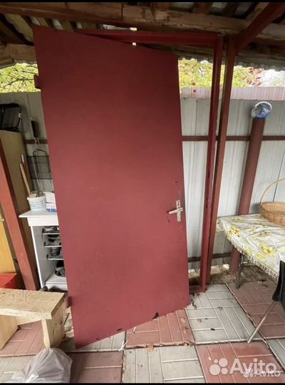 Дверь входная металлическая