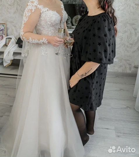 Свадебное платье