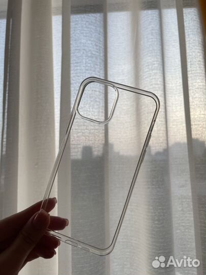 Чехол на iPhone 12 прозрачный