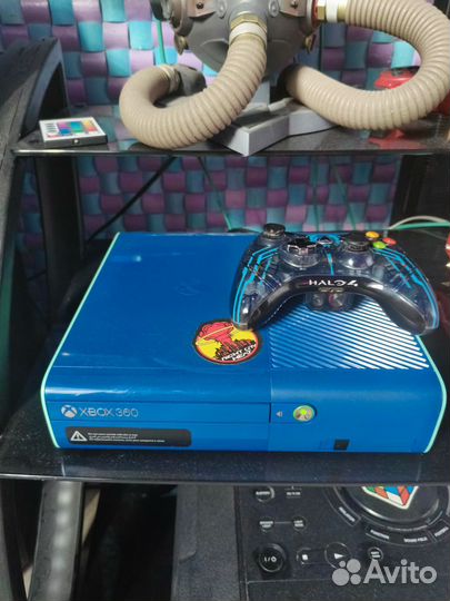 Xbox 360 blue edition freeboot 1000 gb