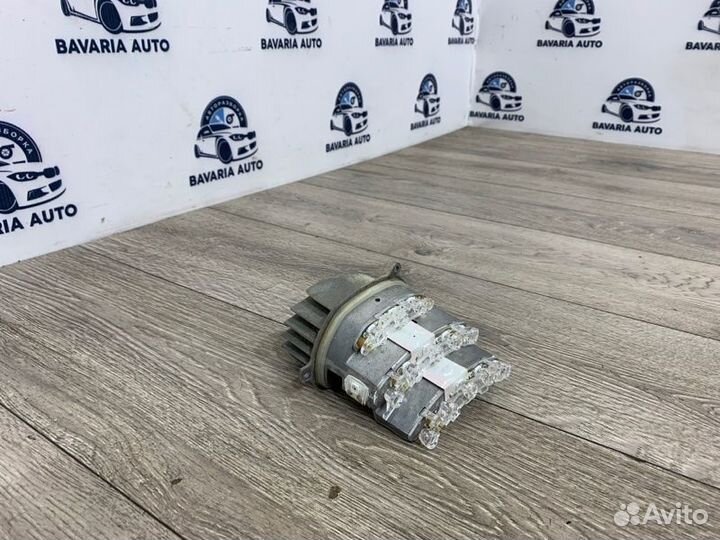 Указатель поворота передний левый Bmw 3 E90