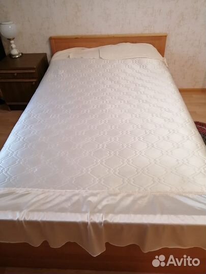 Кровать с матрасом 120х200