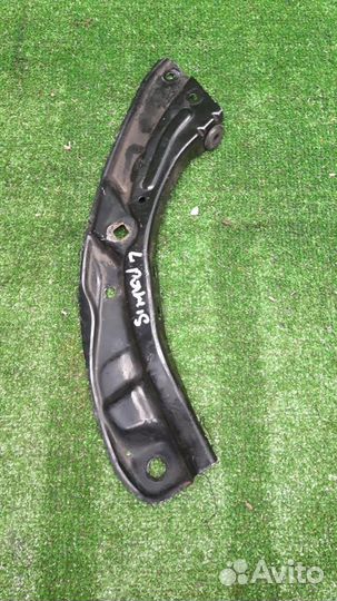 Кронштейн фары левый Skoda Rapid