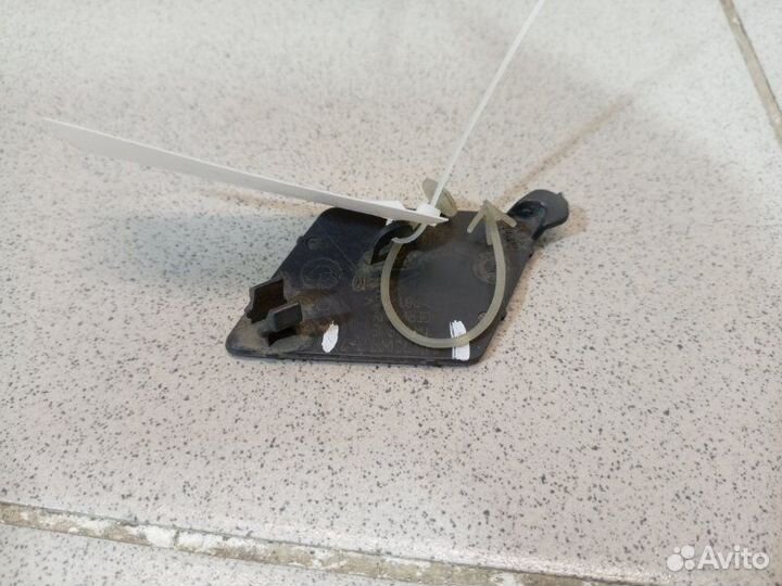 Заглушка буксировочного крюка Bmw 5-Series F10