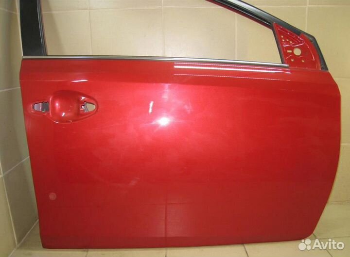 Дверь передняя правая Toyota Auris E18 2015
