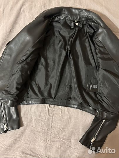 Кожаная куртка косуха HM