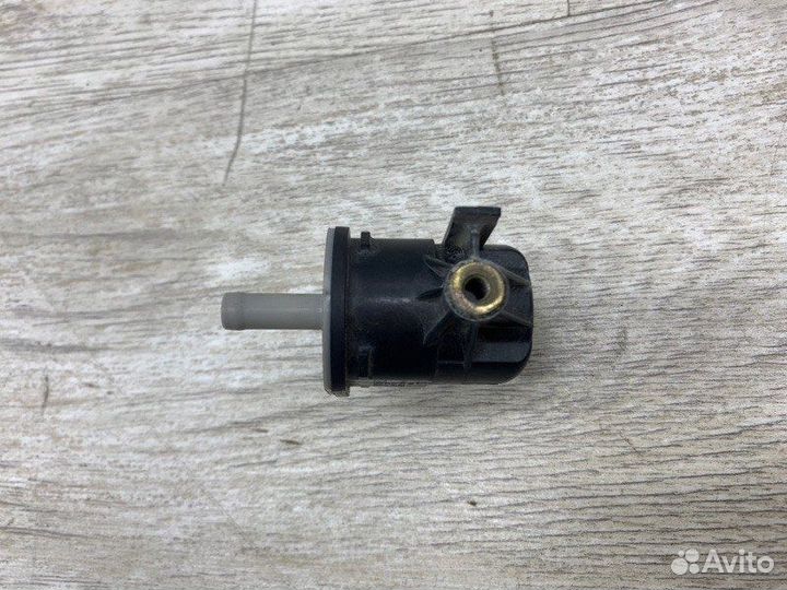 Вакуумный электромагнитный клапан Toyota Auris