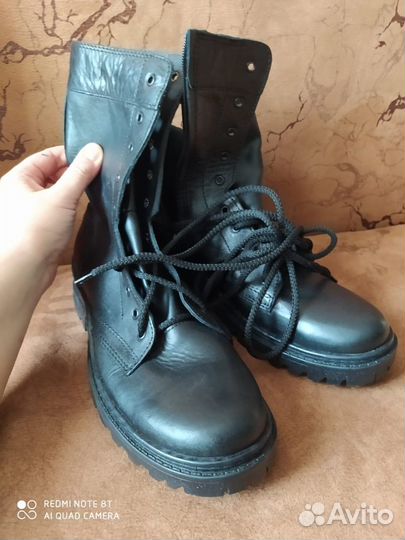 Продам берцы