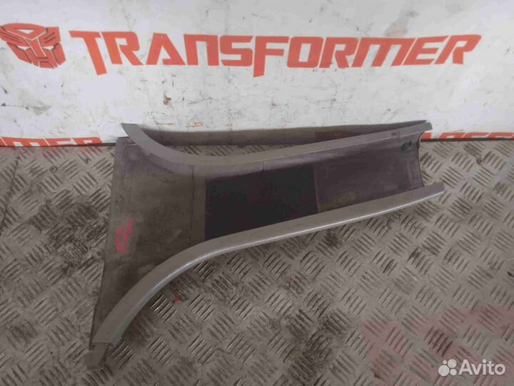 Накладка стойки средней правая нижняя Тойота Корол