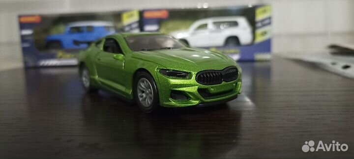 Модель автомобиля 1:32 BMW