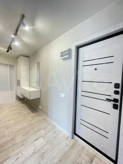 3-к. квартира, 68 м², 8/9 эт.