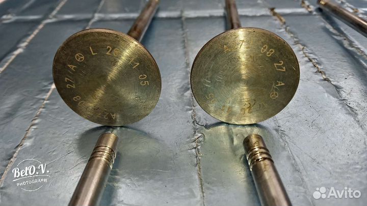 Клапан выпускной 272 Мерседес Mercedes A2720501627