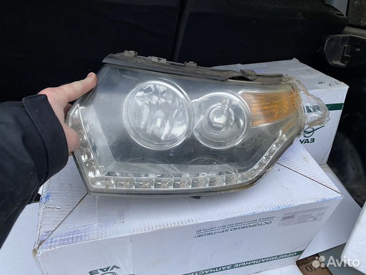 Фары УАЗ Патриот б/у