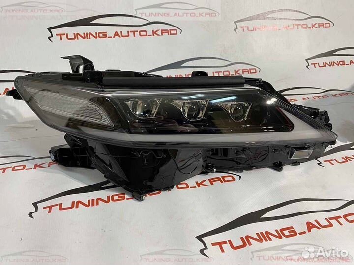 Фары передние Toyota Camry 70 стиль Lexus X1772