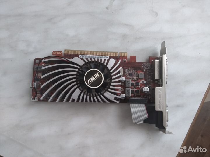 Видеокарта Asus Radeon HD 6570