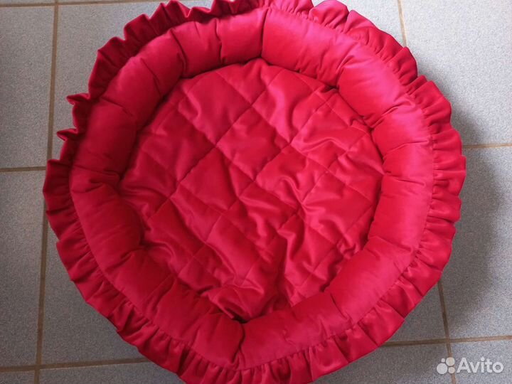 Лежаки для собак и кошек