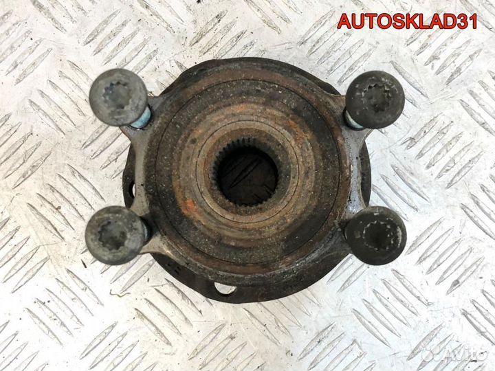 Ступица передняя Audi A8 D3 6.0 W12 BHT 4E0407615