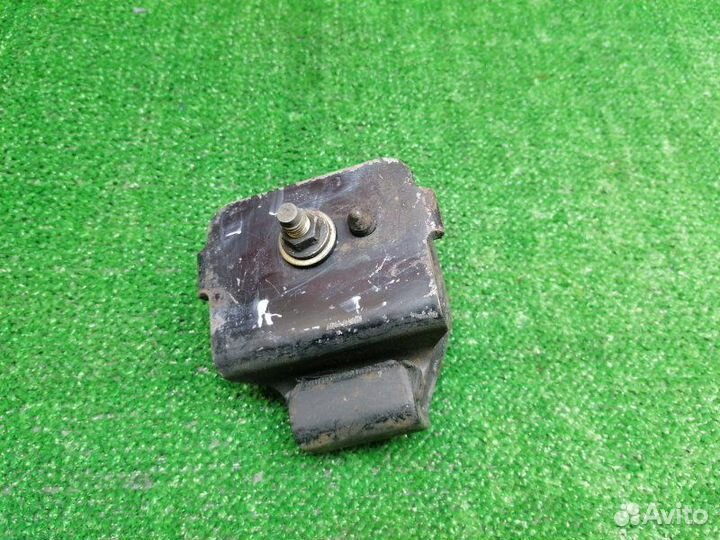 Подушка двигателя передняя правая Subaru Forester