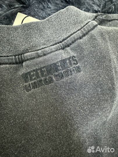 Футболка оверсайз Vetements Paris серая