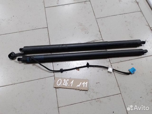 Амортизатор крышки багажника Mercedes Glc-Class