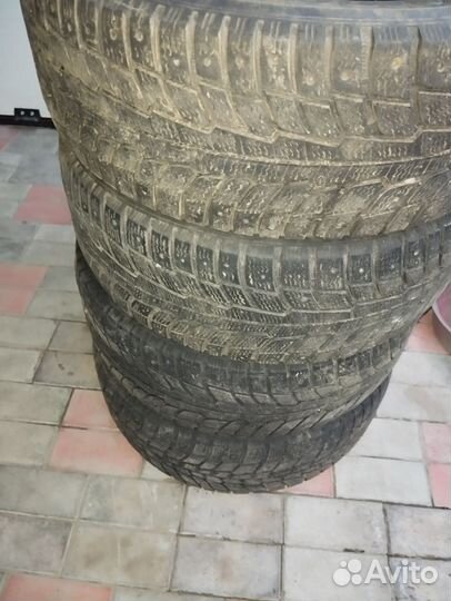 Michelin X-Ice North 215/55 R17 94T