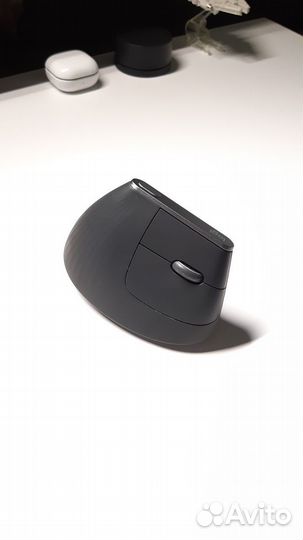 Мышь компьютерная Logitech Vertical