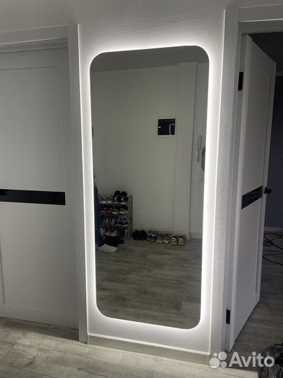 Зеркало с подсветкой