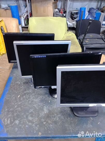 Монитор 17 дюймов