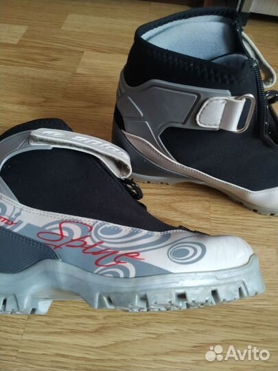 Ботинки женские для лыж 38 р