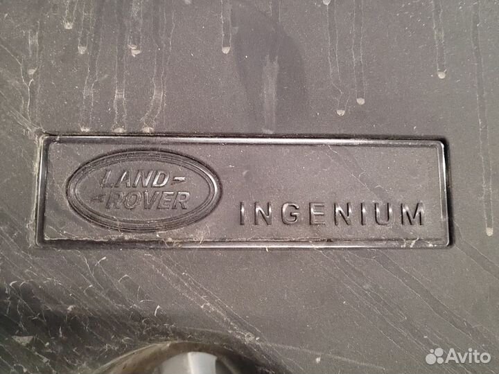 Декоративная крышка двигателя Land Rover Defender