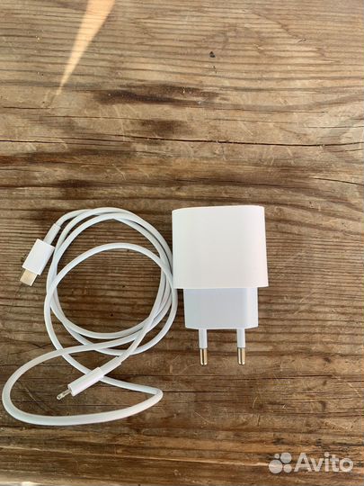 Зарядка на iPhone оригинал 20W