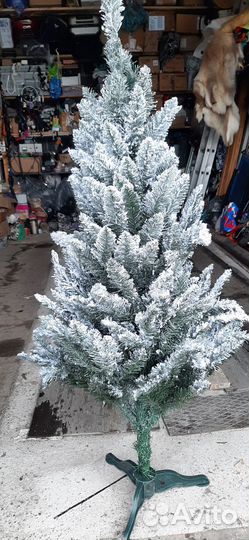 Ель искуственная заснеженная бу