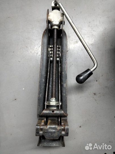 Домкрат Skoda Octavia Rs A4 BWA 2007