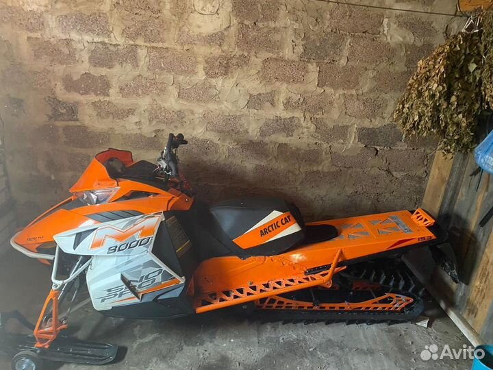 Arctic cat m8000