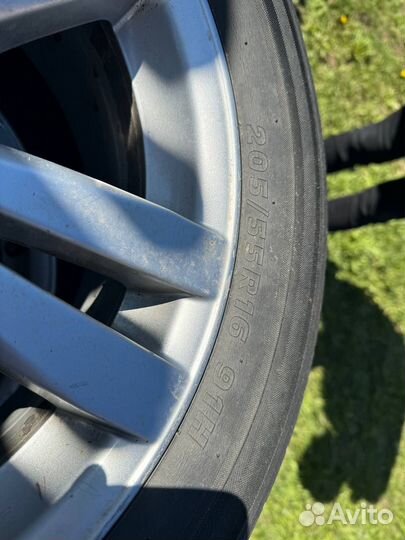 Комплект колес r16 (Toyota)