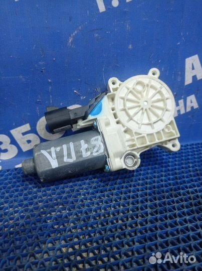 Моторчик стеклоподъемника Cadillac Cts 1 седан LP1