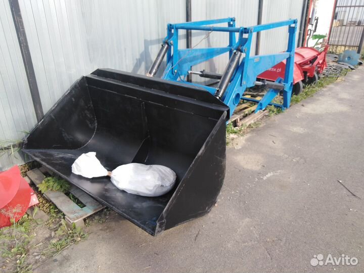 Погрузчик пку-0,8