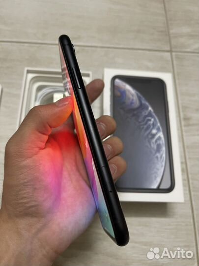 iPhone Xr, 64 ГБ