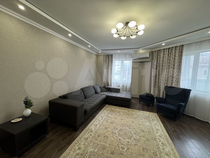 2-к. квартира, 86 м², 3/12 эт.