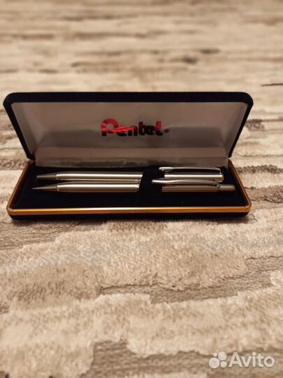 Подарочный набор ручек