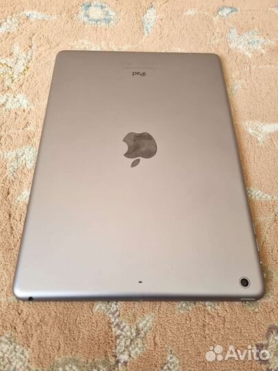iPad Air 16GB Wi-Fi Space Gray
