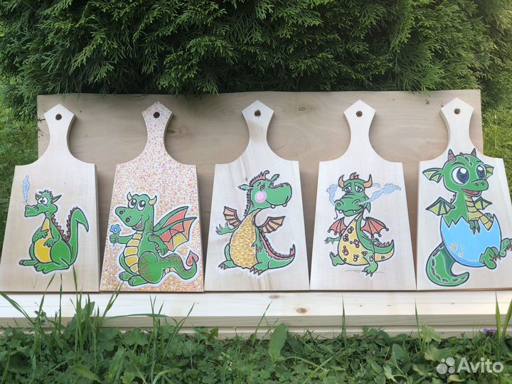 Разделочная доска дерево с символом Нового года