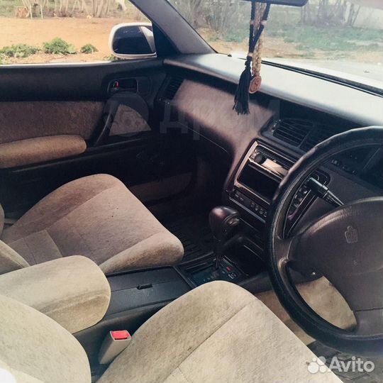 Toyota Crown 3.0 AT, 1993, 300 000 км