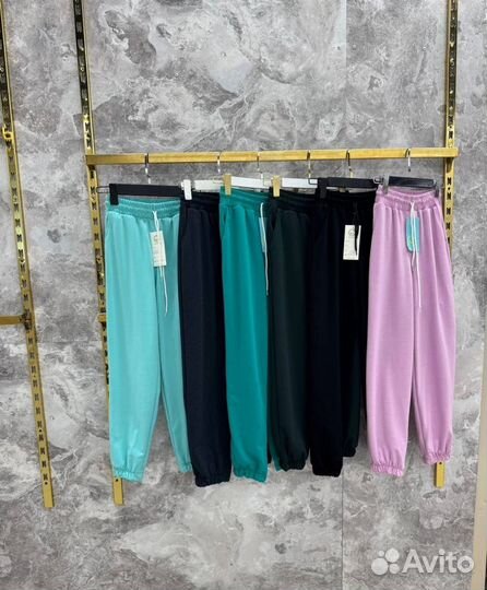 Спортивные штаны женские