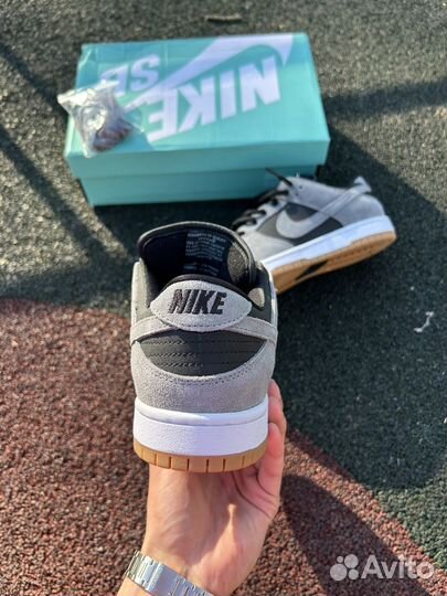 Nike sb Dunk Low Gum